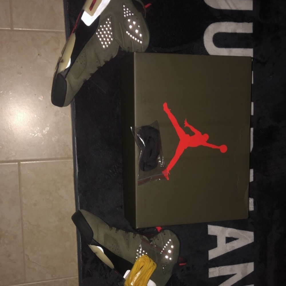 Travis Scott 6s